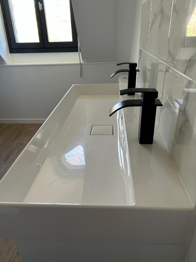 Arc En Ciel Du Mont Bed & Breakfast Pontorson Bagian luar foto
