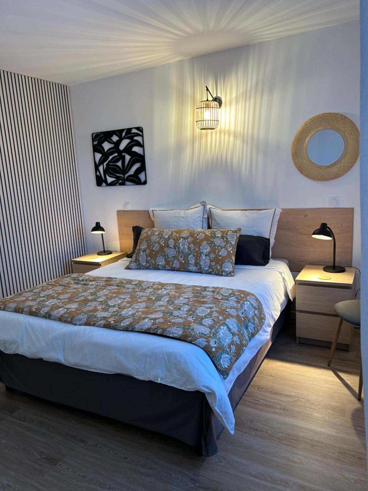 Arc En Ciel Du Mont Bed & Breakfast Pontorson Bagian luar foto