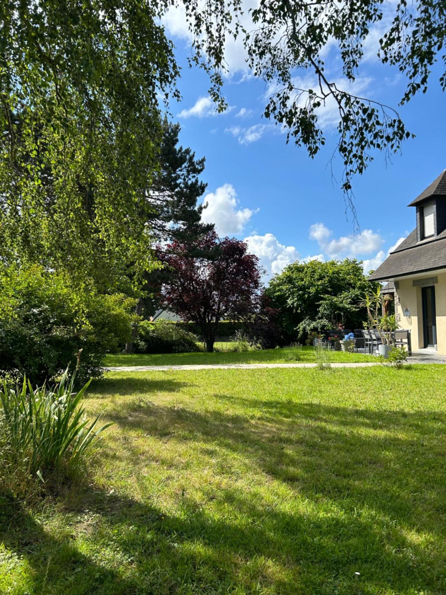 Arc En Ciel Du Mont Bed & Breakfast Pontorson Bagian luar foto